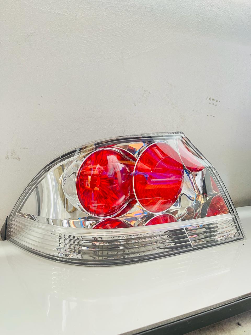 MITSUBISHI CS3 Tail Light - Lasienda