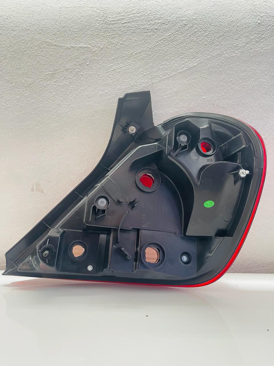 NISSAN SUNNY N17 Tail Light - Lasienda