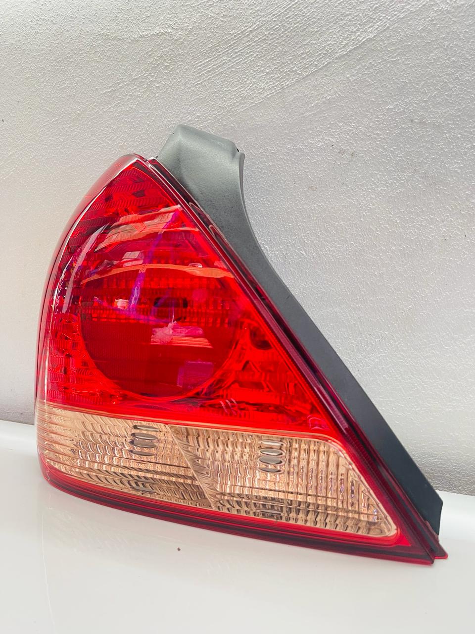 NISSAN SUNNY N17 Tail Light - Lasienda
