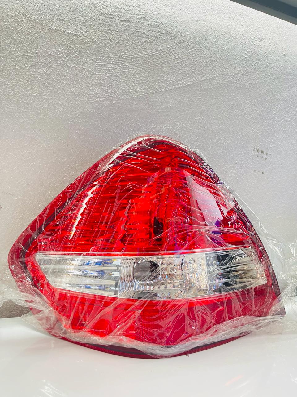 NISSAN TIDA SEDAN Tail Light - Lasienda