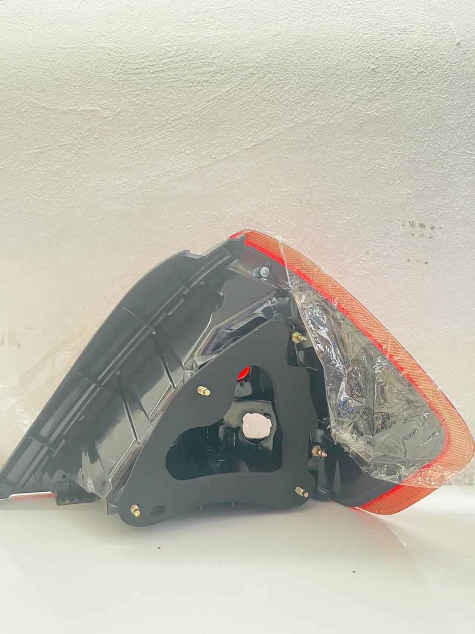 NISSAN TIDA SEDAN Tail Light - Lasienda