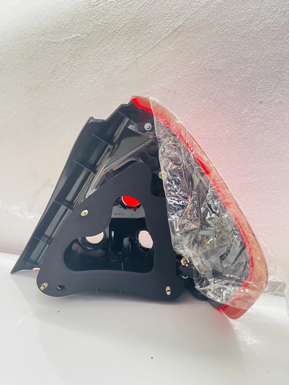 NISSAN TIDA SEDAN Tail Light - Lasienda