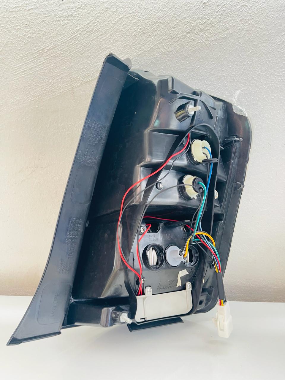 TOYOTA PRIUS Tail Light Yr 2008 (CRYSTAL) - Lasienda