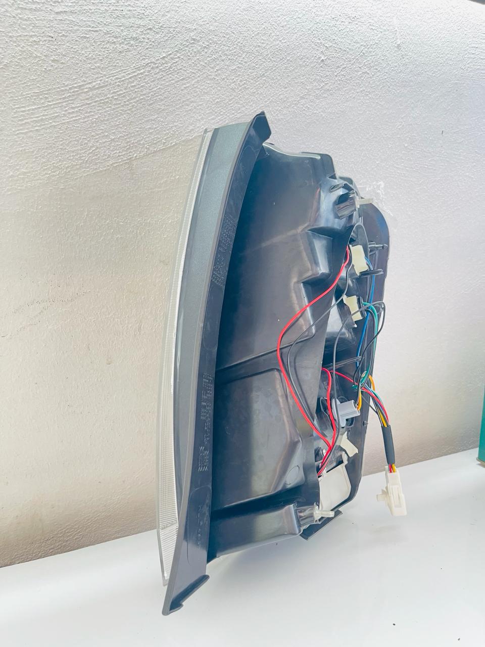 TOYOTA PRIUS Tail Light Yr 2008 (CRYSTAL) - Lasienda