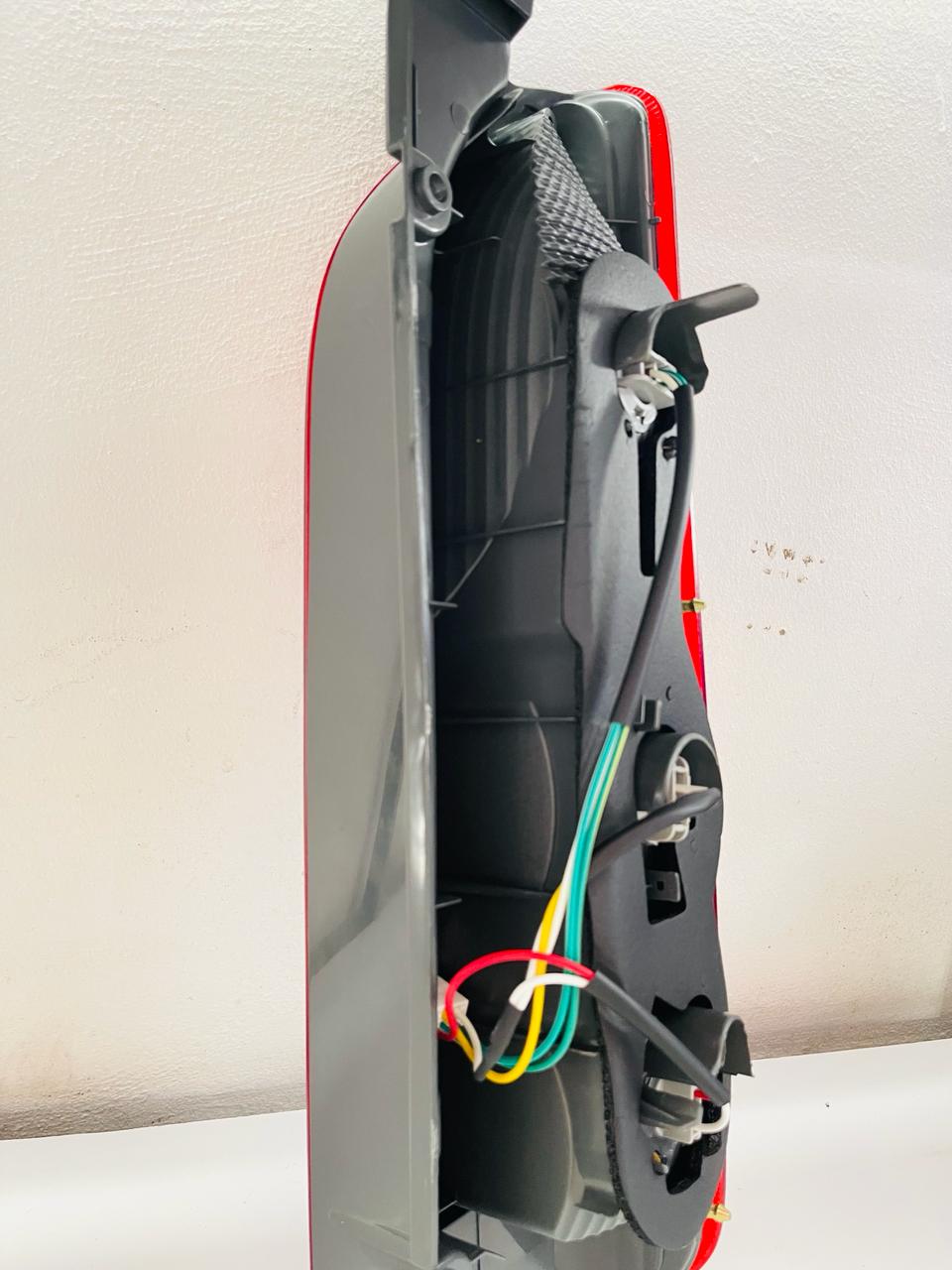 TOYOTA HIACE Tail Light