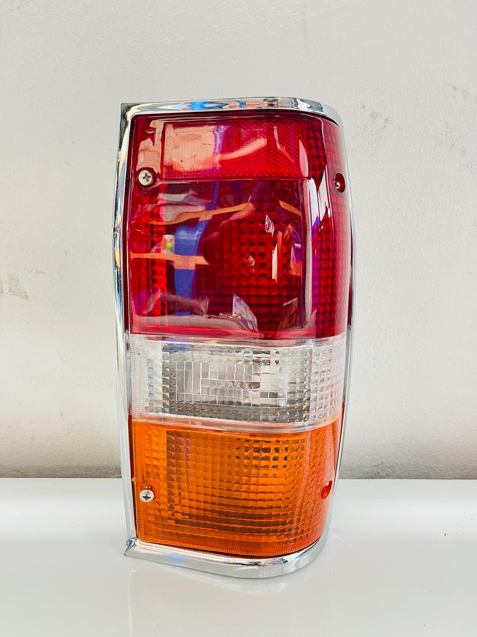 MITSUBISHI STRADA L200 Tail Light