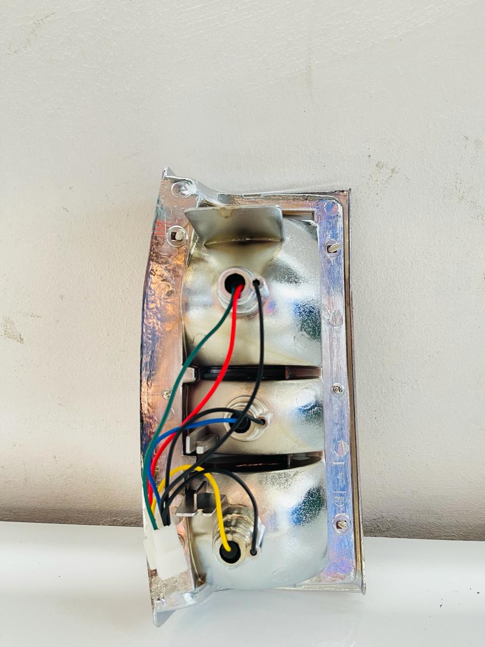 MITSUBISHI STRADA L200 Tail Light