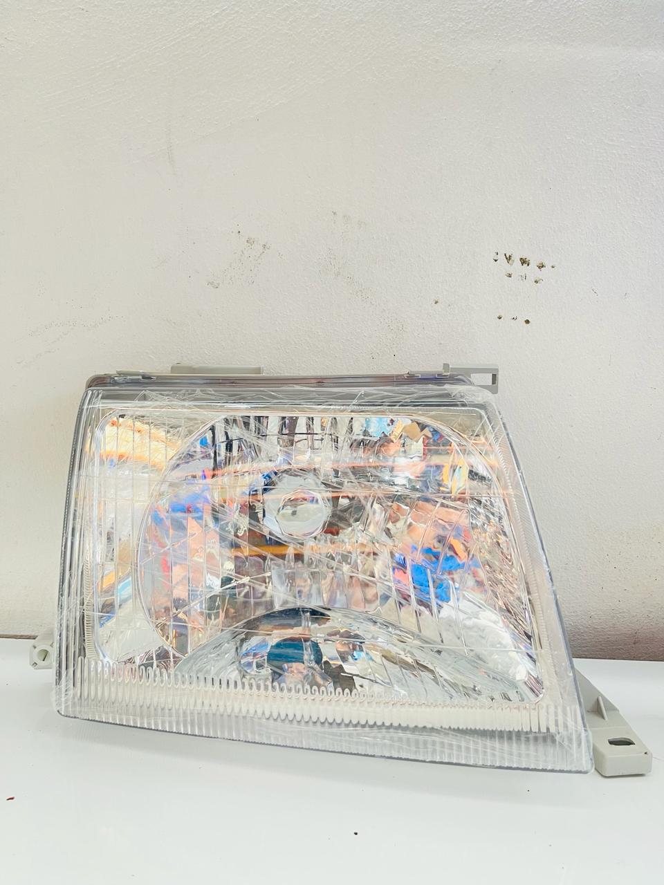 NISSAN D22 Headlamp Yr 00-03