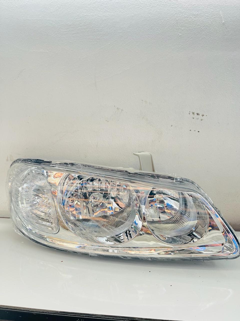 NISSAN N17 Headlamp