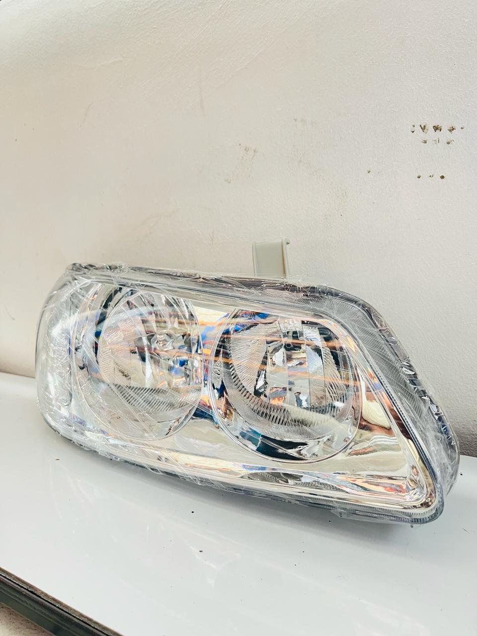 NISSAN N17 Headlamp