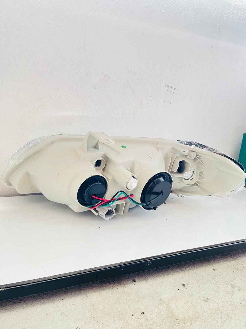 NISSAN N17 Headlamp