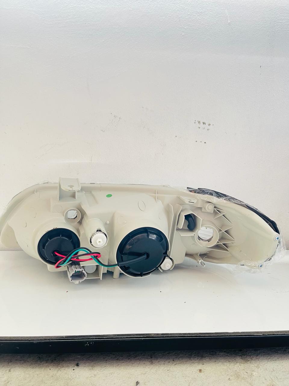 NISSAN N17 Headlamp