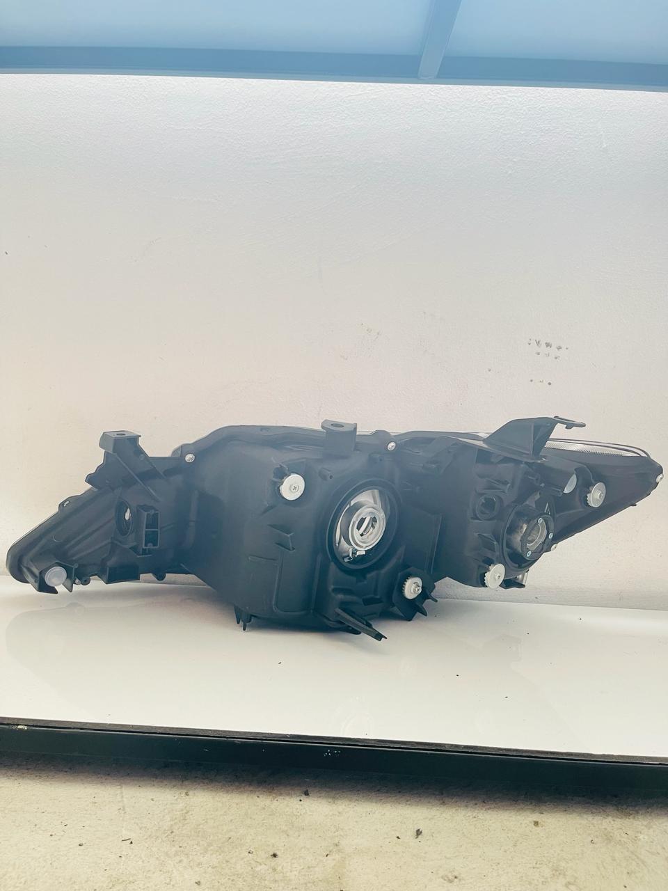TOYOTA ALLION Headlamp Yr 2010-2013