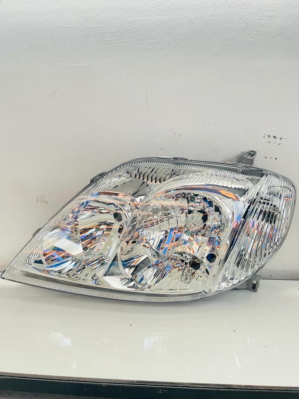 TOYOTA NZE Headlamp Yr 2002-2004 Double Foyer