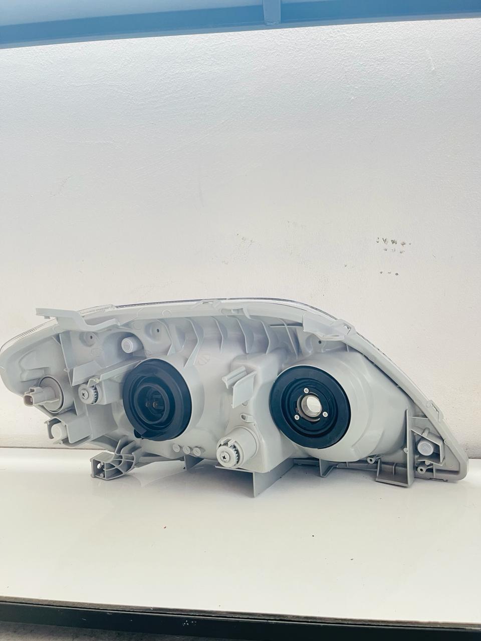 TOYOTA NZE Headlamp Yr 2002-2004 Double Foyer