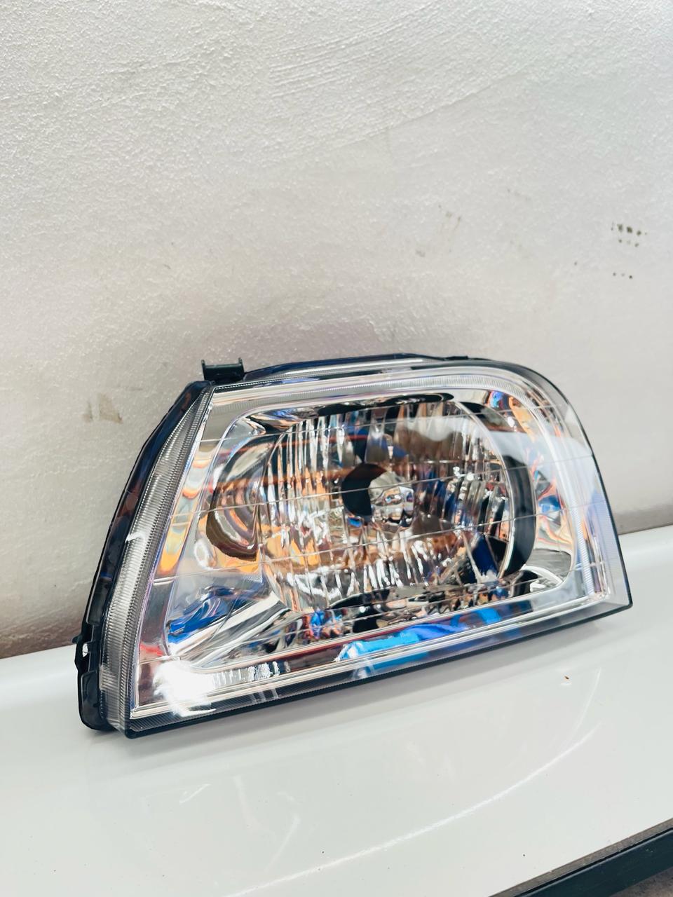 MITSUBISHI L200 Headlamp Yr 1996-2004