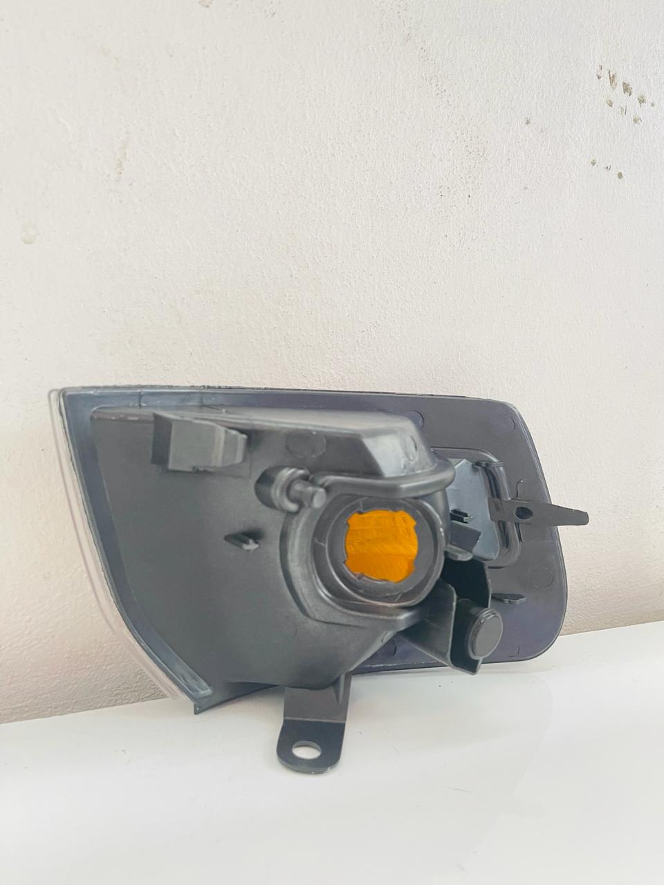 TOYOTA AE111 Corner Lamp