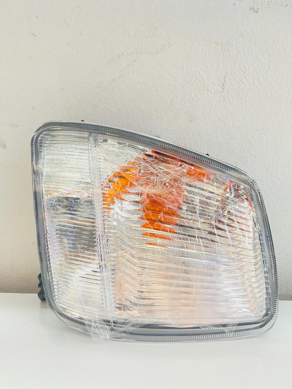 TOYOTA TOWNACE Corner Lamp