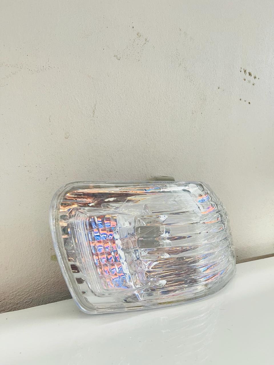 TOYOTA EE111 Corner Lamp