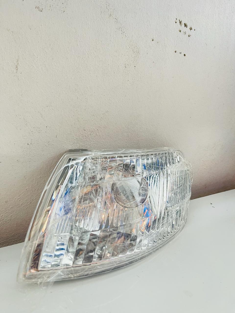 TOYOTA PREMIO YR 1999 Corner Lamp