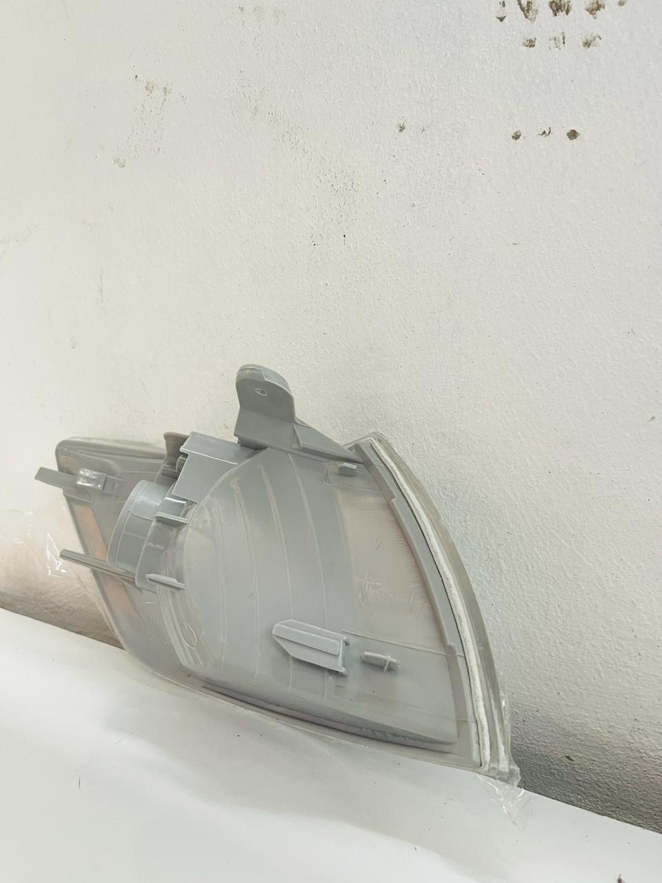 TOYOTA PREMIO YR 1999 Corner Lamp