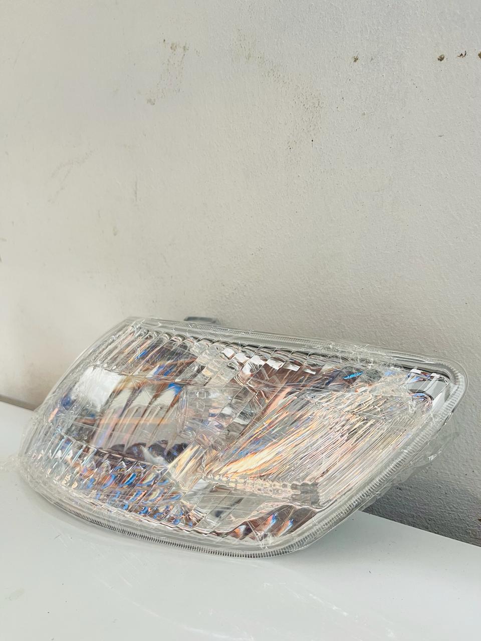 TOYOTA PREMIO YR 1999 Corner Lamp