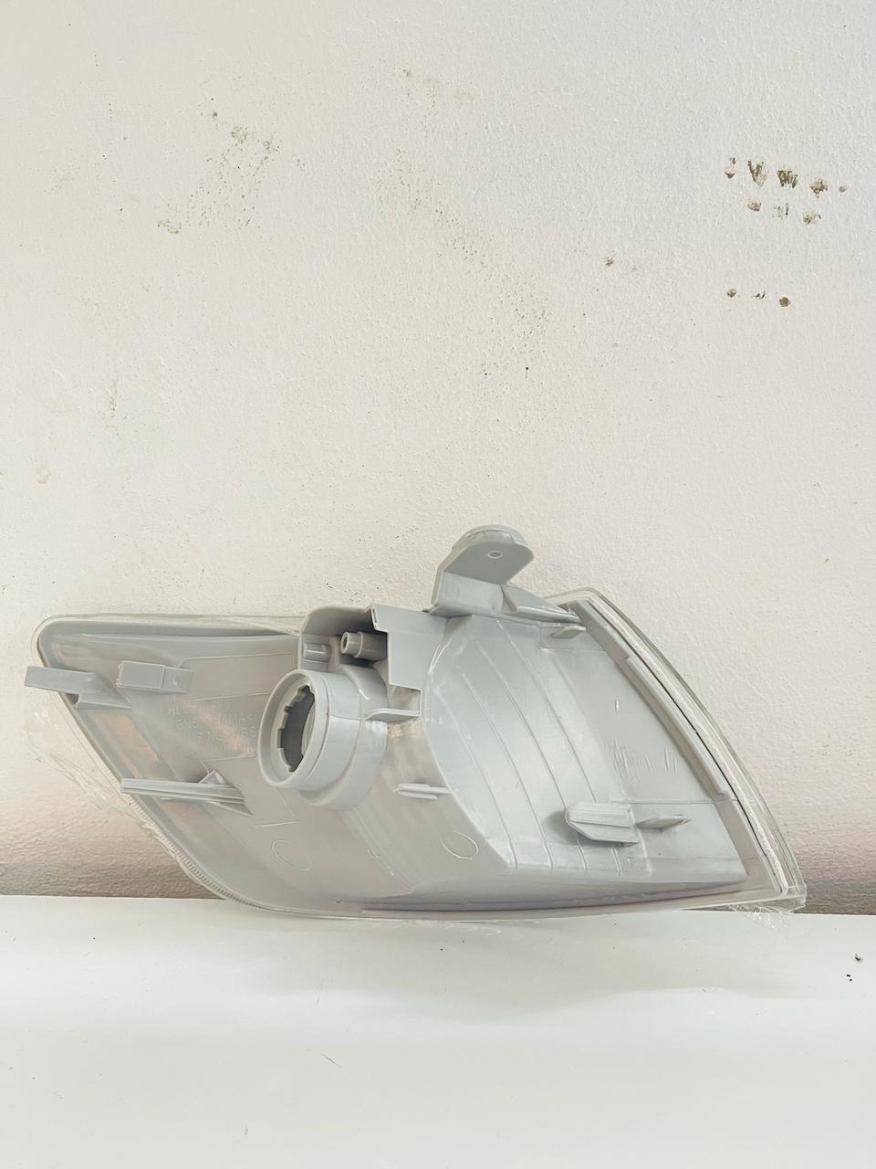 TOYOTA PREMIO YR 1999 Corner Lamp