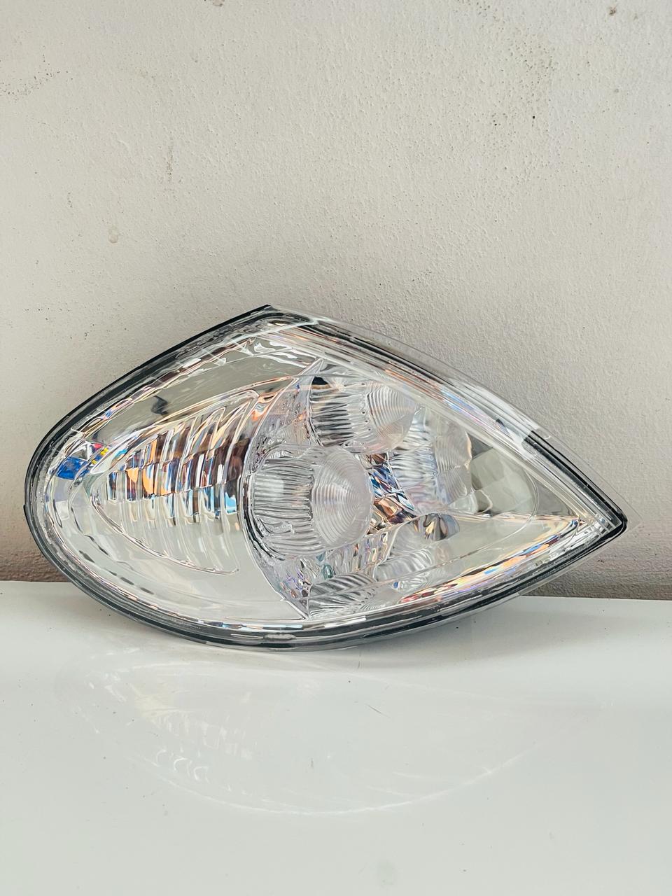 NISSAN N16 Corner Lamp