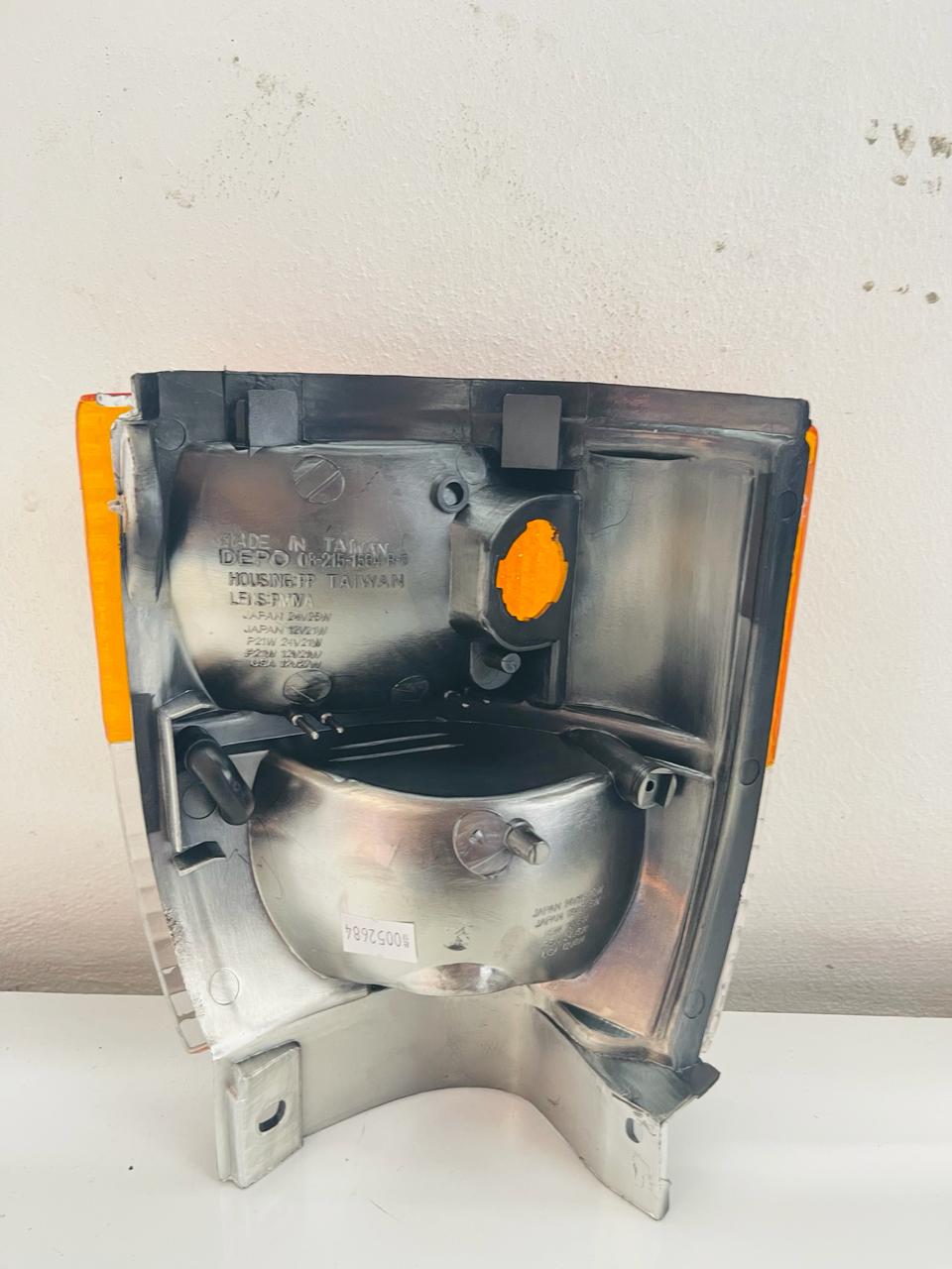 NISSAN ATLAS Corner Lamp