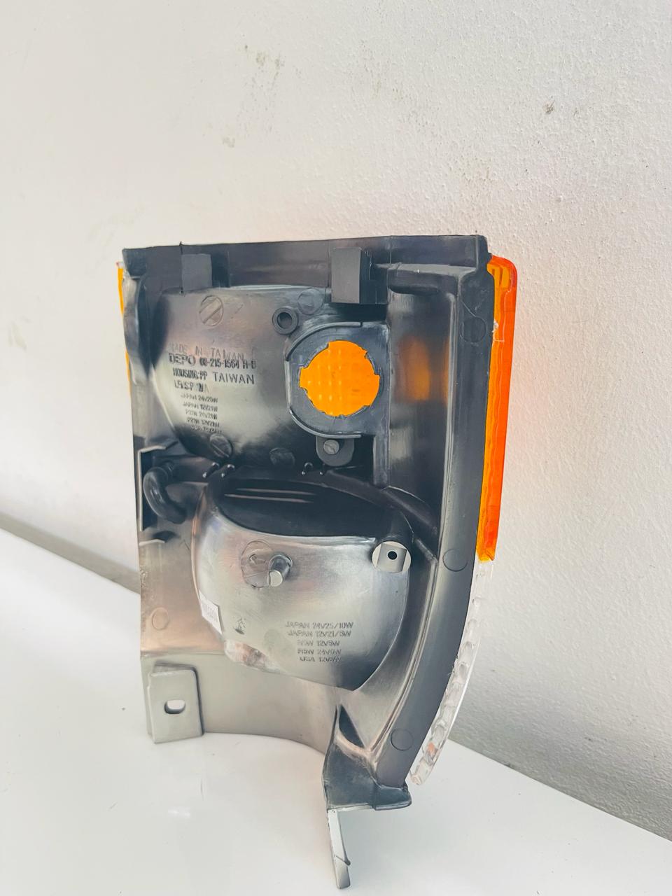 NISSAN ATLAS Corner Lamp