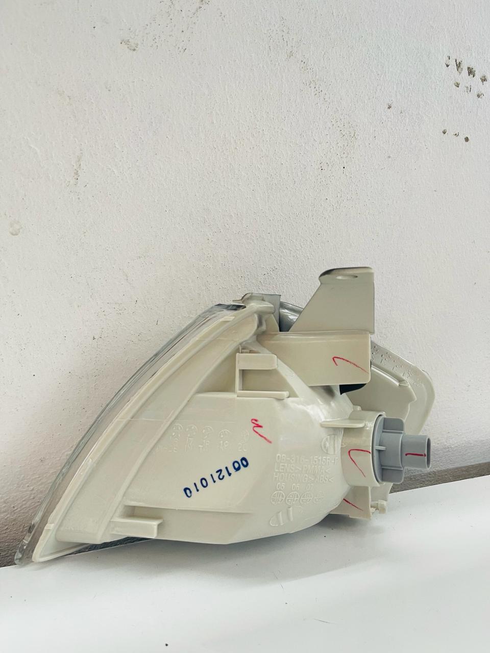 MAZDA 323 Corner Lamp