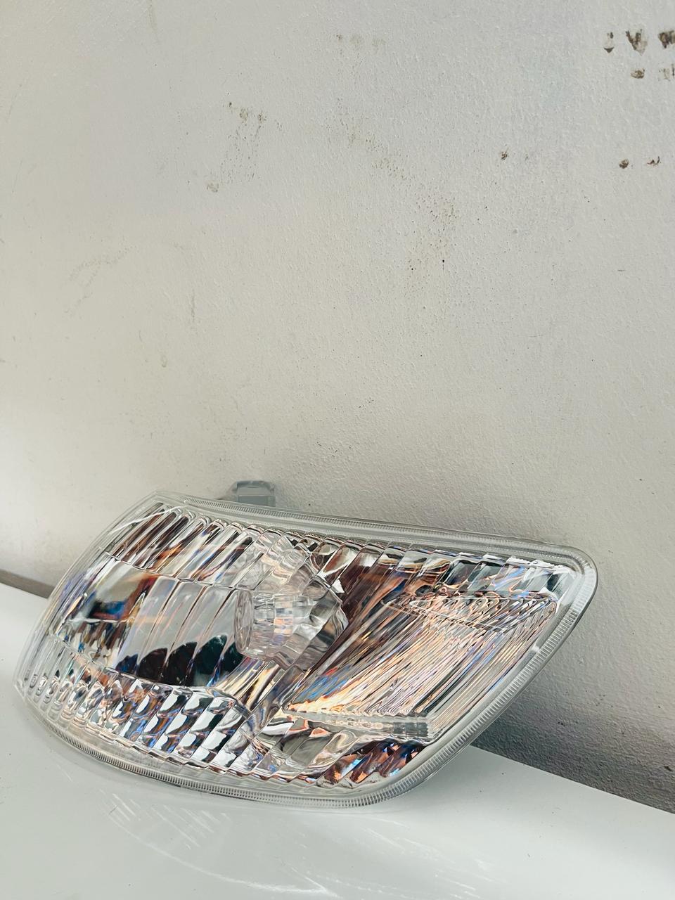 TOYOTA BULLDOG YR 1996-1998 Corner Lamp