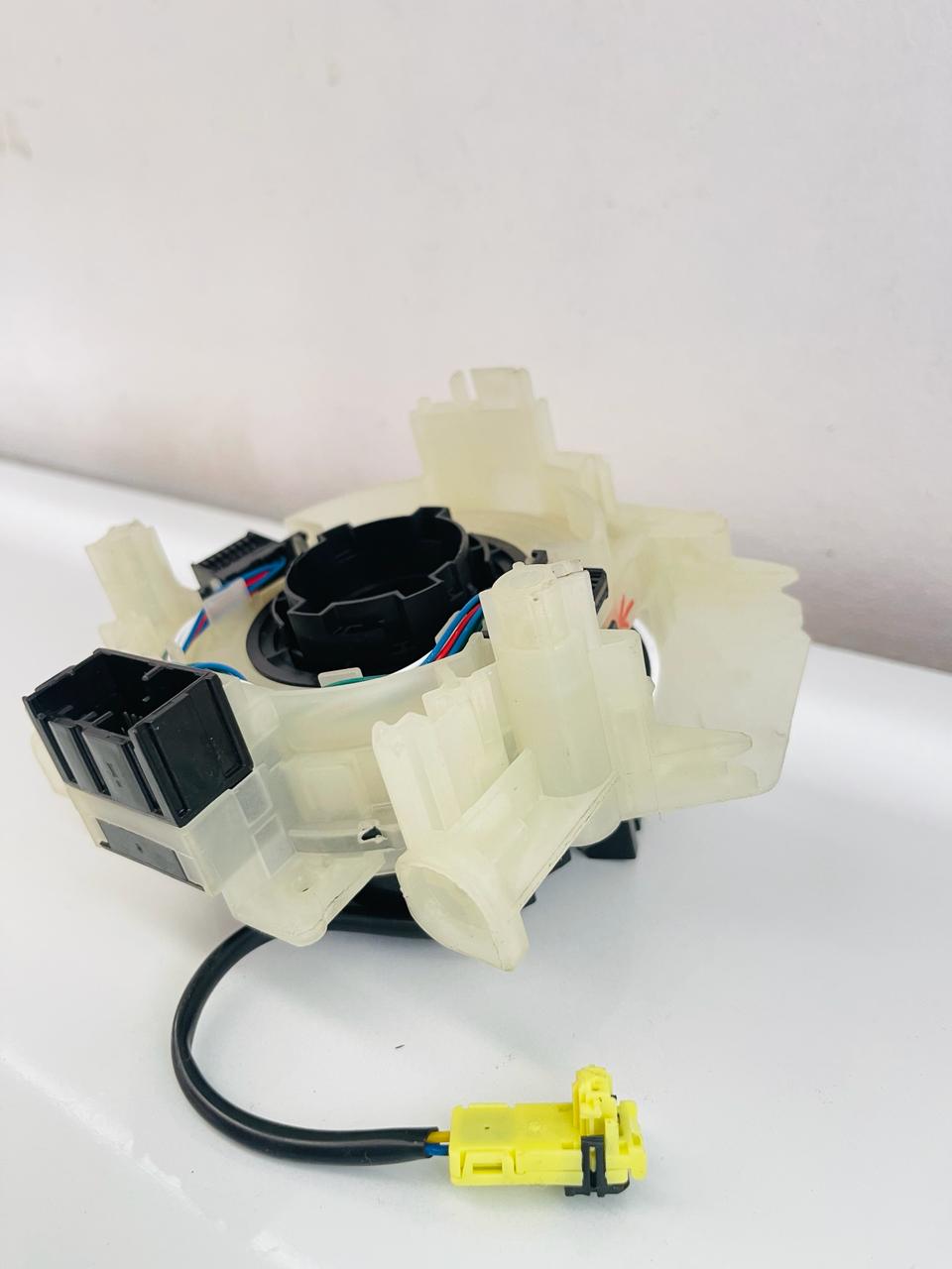 NISSAN TIIDA SPRING CLOCK