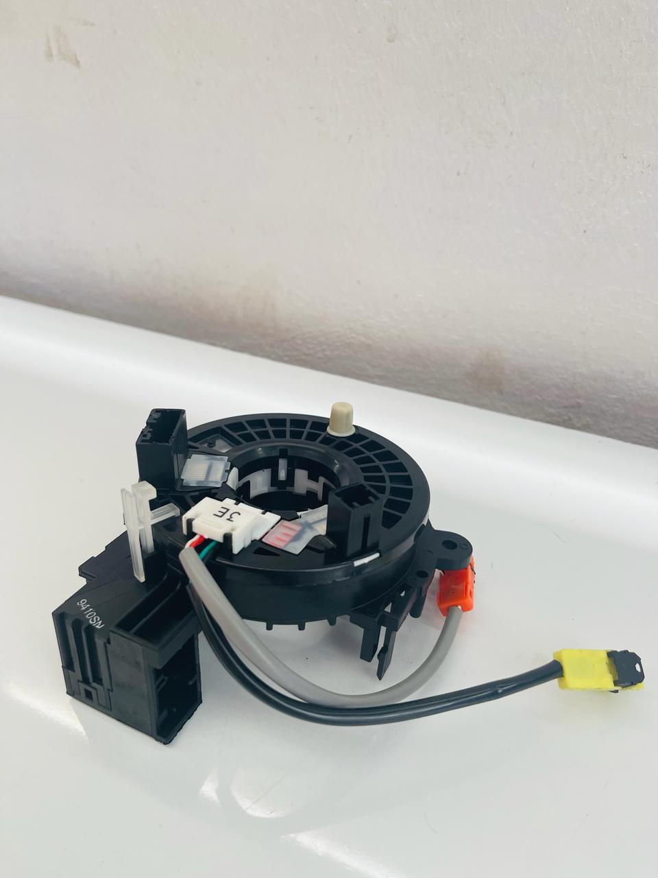 NISSAN JUKE SPRING CLOCK